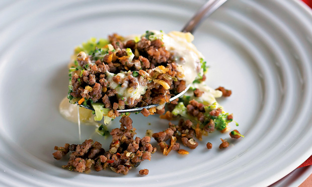 Gratinado de Pão com Carne Moída