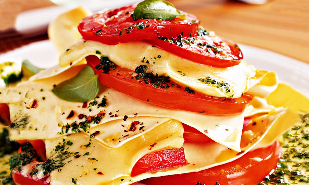 Lasanha caprese
