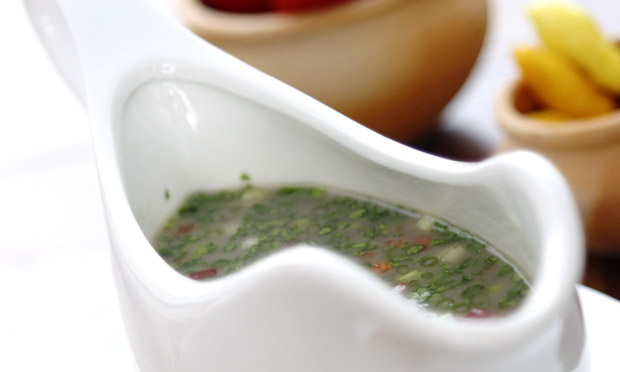 Molho de pimenta para feijoada