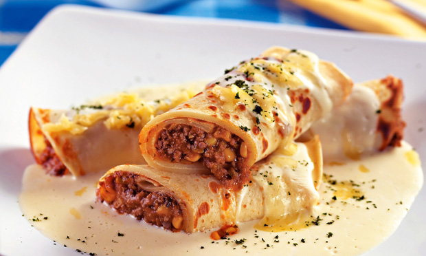Panqueca de carne gratinada