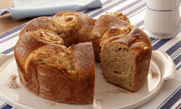Pão doce com castanhas