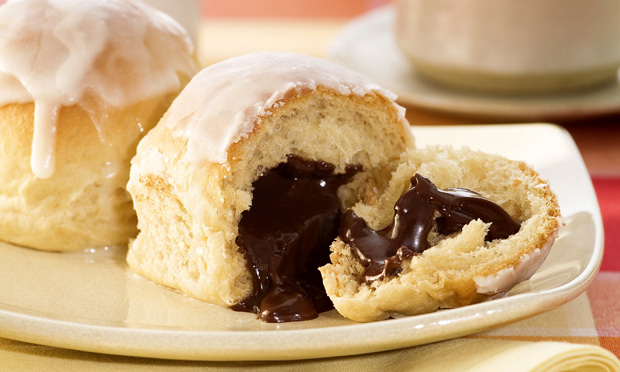 Pãozinho de café com recheio de chocolate