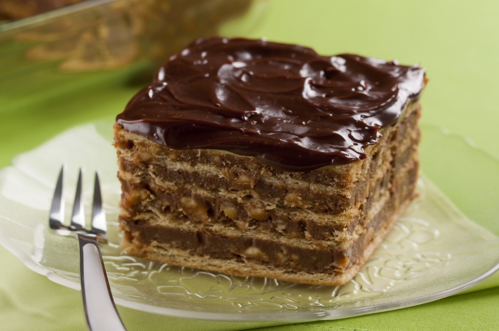 Pavê Charge com amendoim, caramelo e chocolate