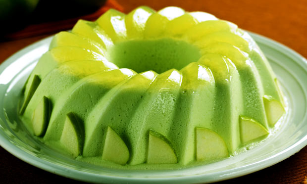 Pudim de gelatina de maçã verde