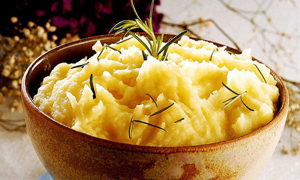 Purê de batata com alho e cebola