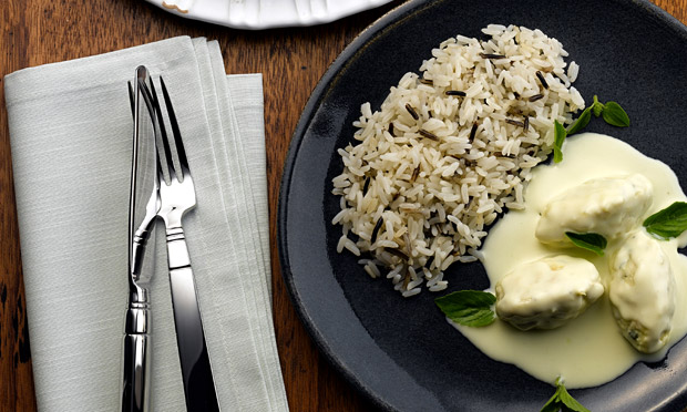 Quenelle de peito de frango moído