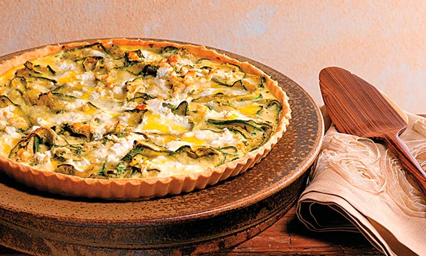 Quiche de abobrinha e queijo feta