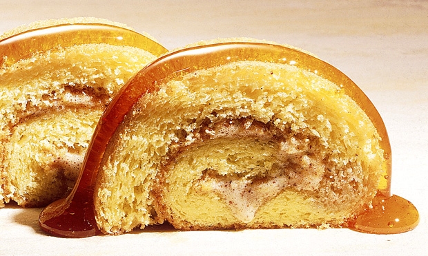 Rocambole com caramelo