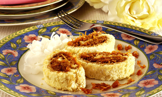 Rocambole de coco queimado