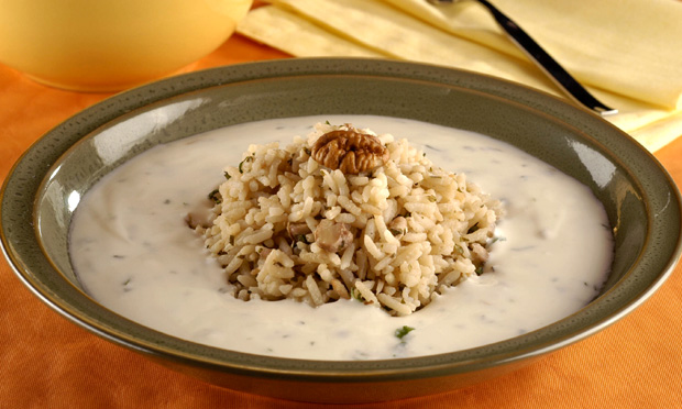 Salada de arroz com iogurte