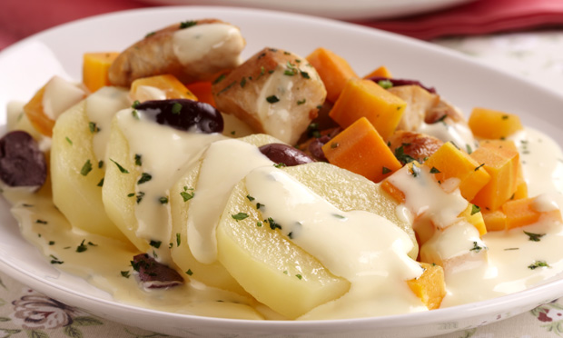 Salada de batata com frango