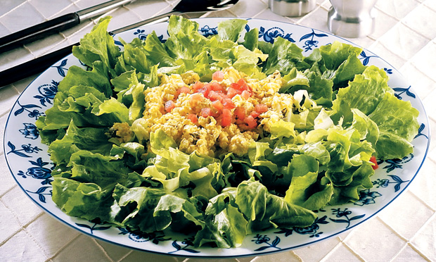 Salada de escarola com mostarda