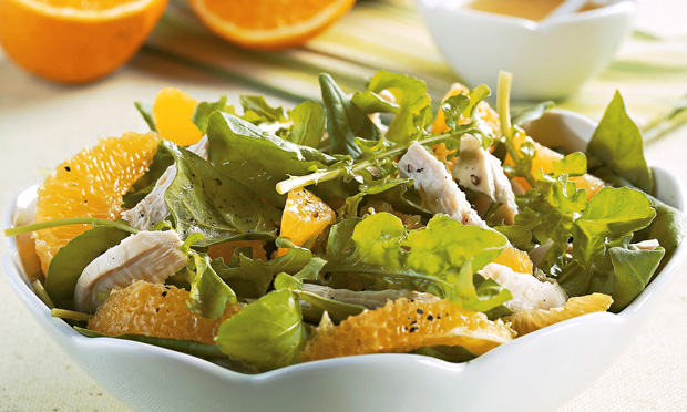 Salada de frango com laranja