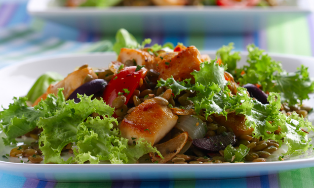 Salada de frango com lentilha