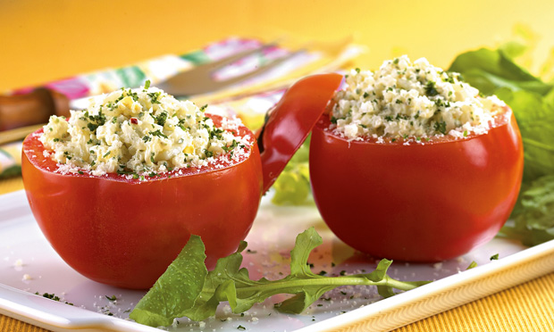 Salada de tomate recheado