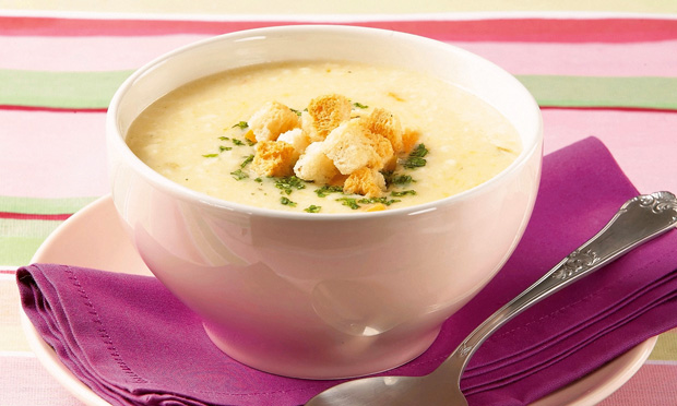 Sopa cremosa de queijo