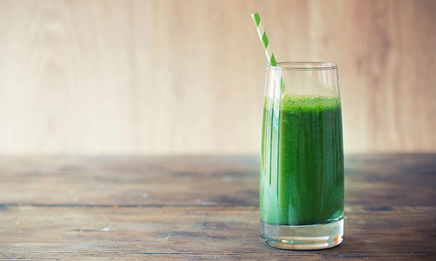 Suchá de cavalinha, couve, limão e melão