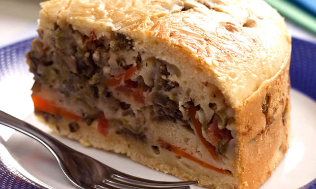 Torta de liquidificador de cenoura e berinjela