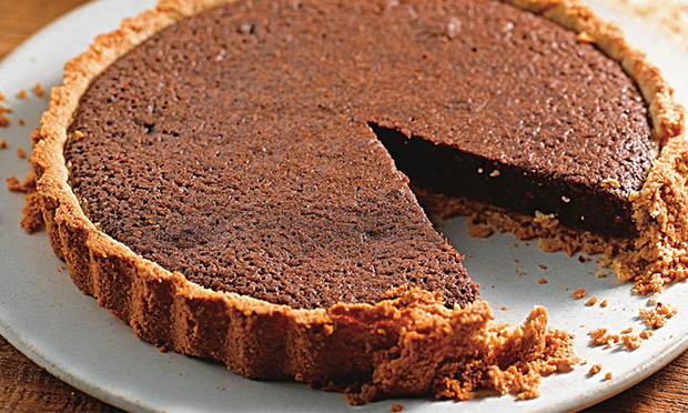 receita-torta-de-chocolate-com-recheio-de-amendoas Torta Mousse de Chocolate
