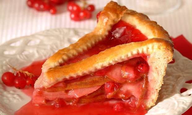 Torta de pera e groselha