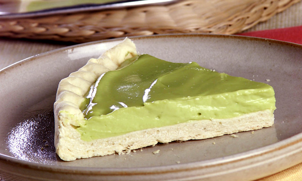 Torta de sequilho e creme de abacate