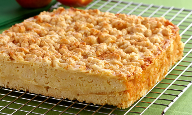 Torta de maçã e leite condensado