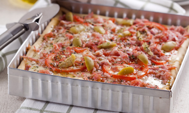 Torta-pizza de presunto e mussarela