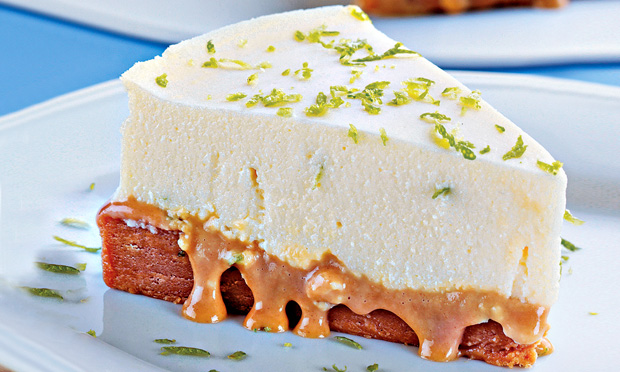 Torta de queijo e doce de leite