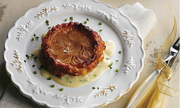 Tortinhas de cebolinha-pérola com creme de queijo