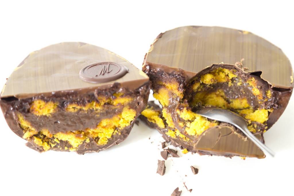 Recheio de bolo de cenoura com brigadeiro para ovo de Páscoa de colher