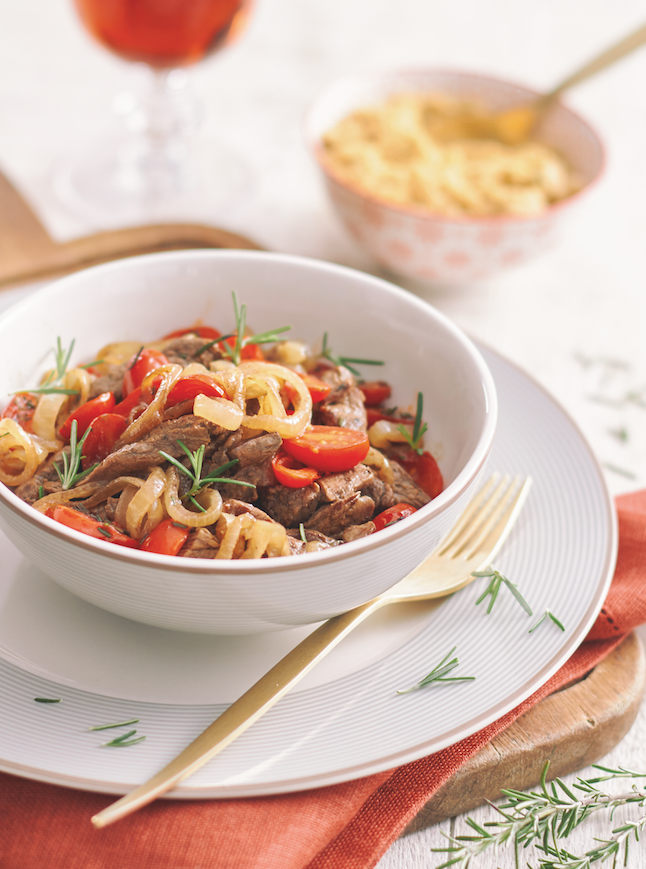 Refogado de mignon com farofa