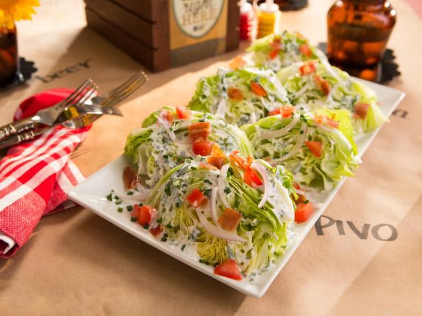 Salada crocante de alface americana
