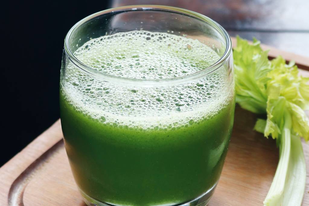 Suco verde detox da Carol Buffara