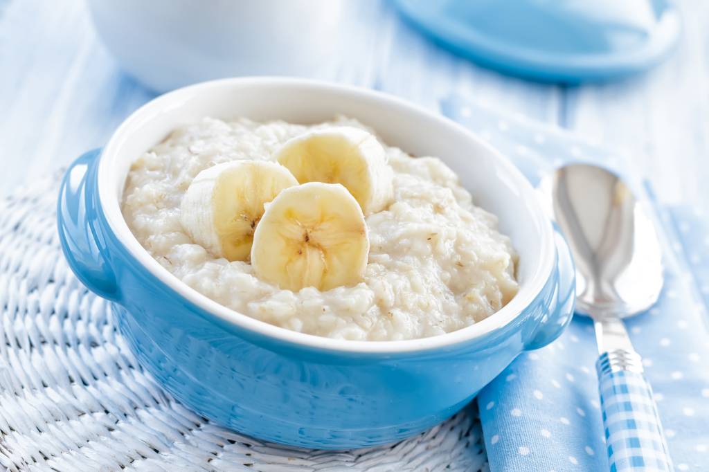 Mingau proteico de micro-ondas