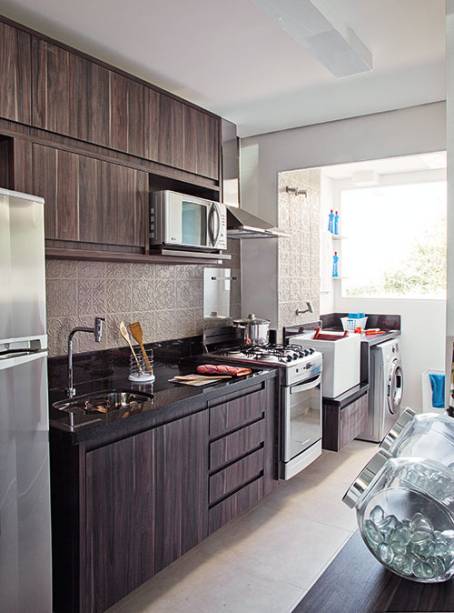 Os elementos desse ambiente ostentam um visual mais clássico e discreto. Os elementos desse ambiente ostentam um visual mais clássico e discreto.