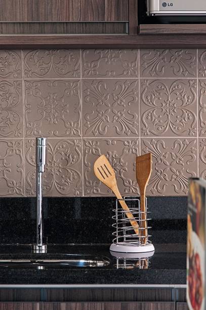 Porcelanato: da Decortiles, Twenty Deluxe (18,5 x 18,5 cm) em alto-relevo, na cor Cimento (paredes internas). Ville Rose Cerâmica, R$ 128 o m² Porcelanato: da Decortiles, Twenty Deluxe (18,5 x 18,5 cm) em alto-relevo, na cor Cimento (paredes internas). Ville Rose Cerâmica, R$ 128 o m²