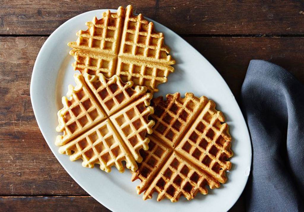 Este waffle de grão-de-bico é rico em proteínas