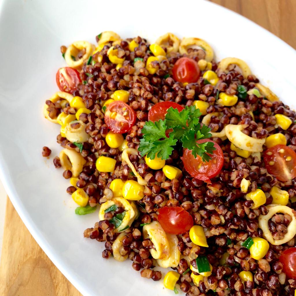 Salada de sorgo com lula