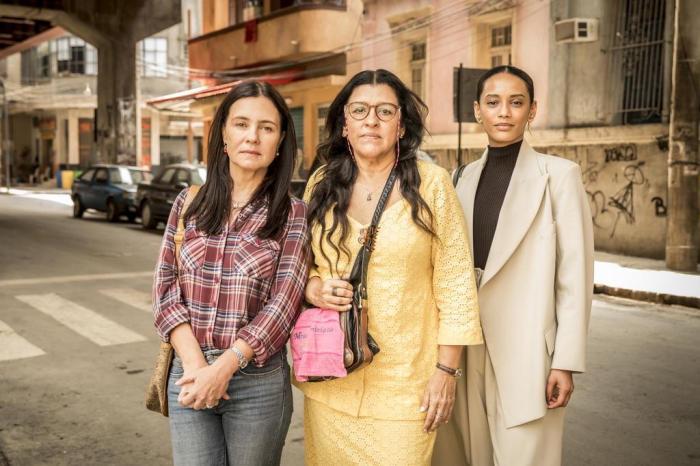 Os erros em “Amor de Mãe” que fizeram a Globo se retratar com advertência