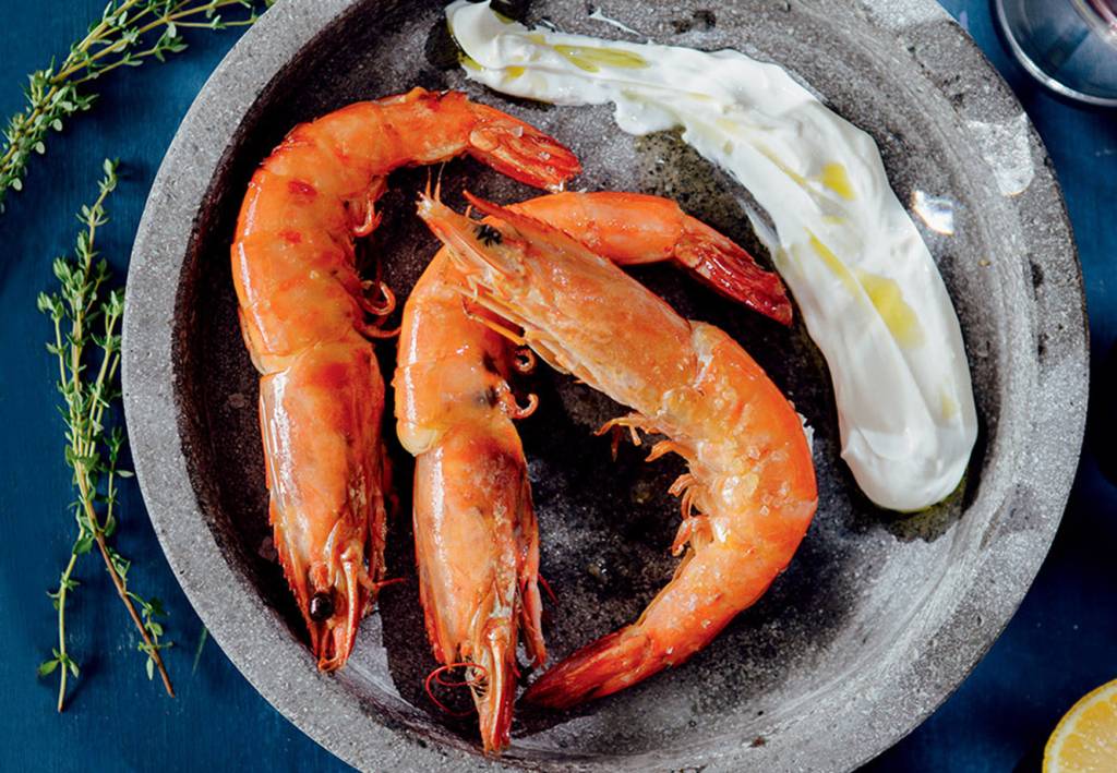 Chef renomada ensina clássicos da culinária grega