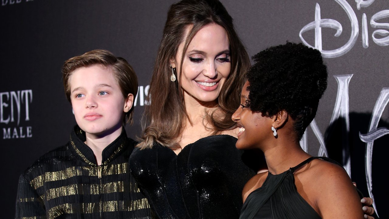 Angelina Jolie com os filhos Shiloh e Zahara