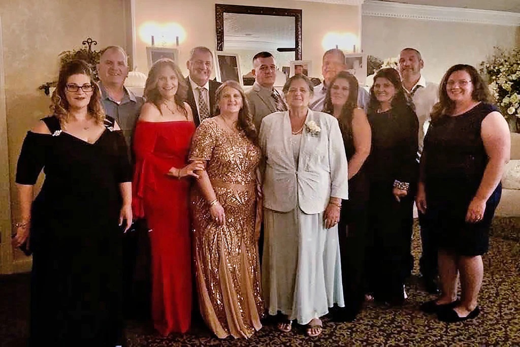 Família tem 7 casos positivos de coronavírus; 4 morreram