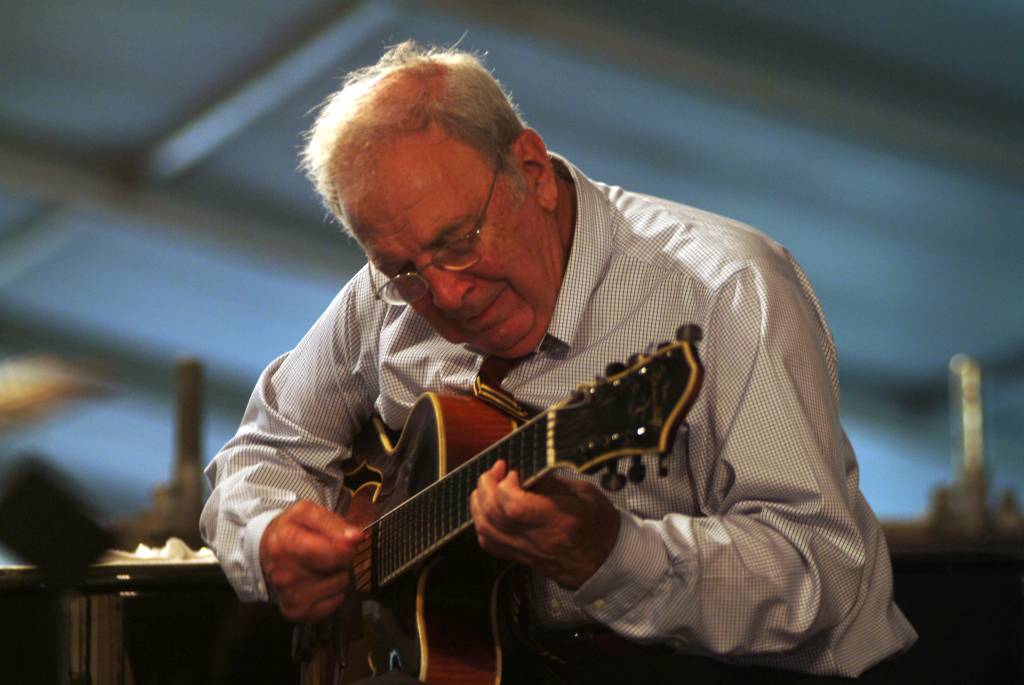 Bucky PIZZARELLI