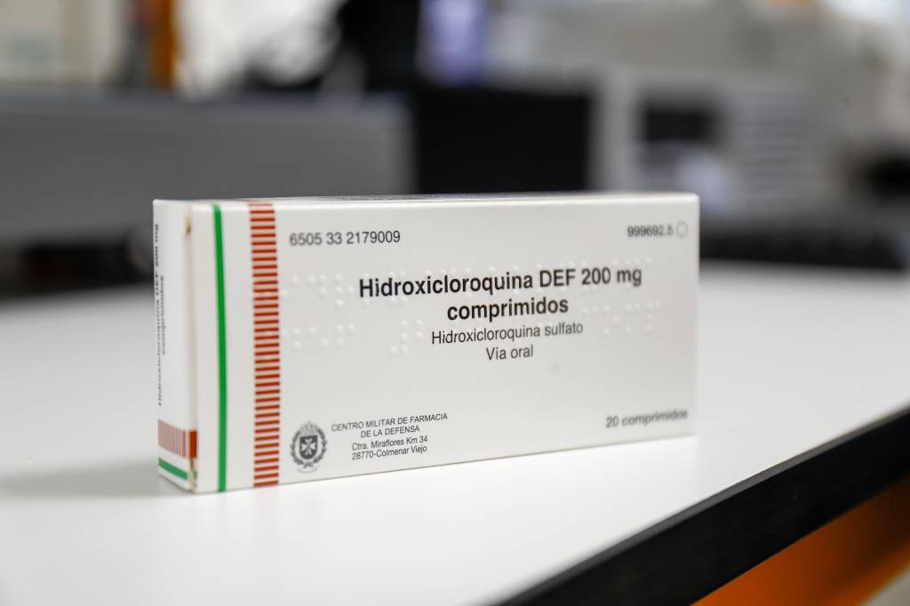Hidroxychloroquina, Hidroxychloroquina,