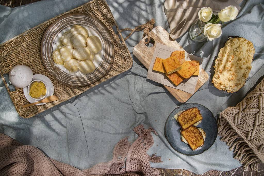 Dia dos Namorados em casa pode começar com café da manhã na cama