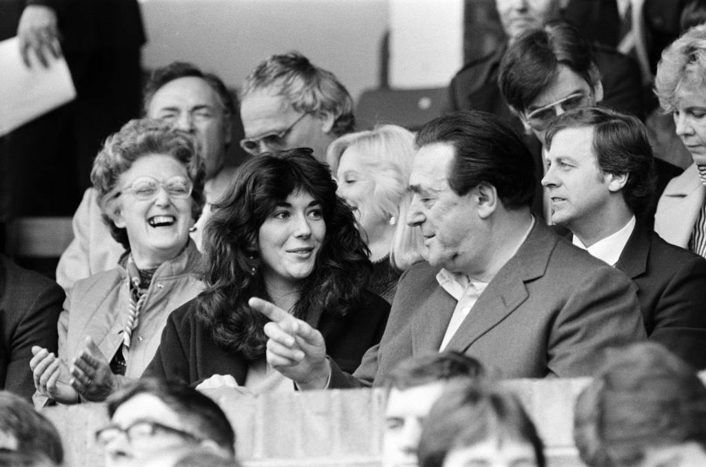 Ghislaine Maxwell e Robert Maxwell Ghislaine Maxwell e Robert Maxwell