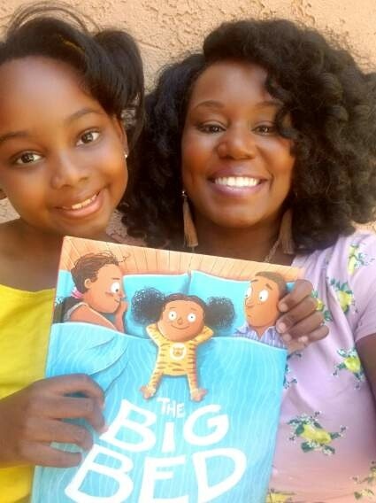 menina-livro-representatividade menina-livro-representatividade