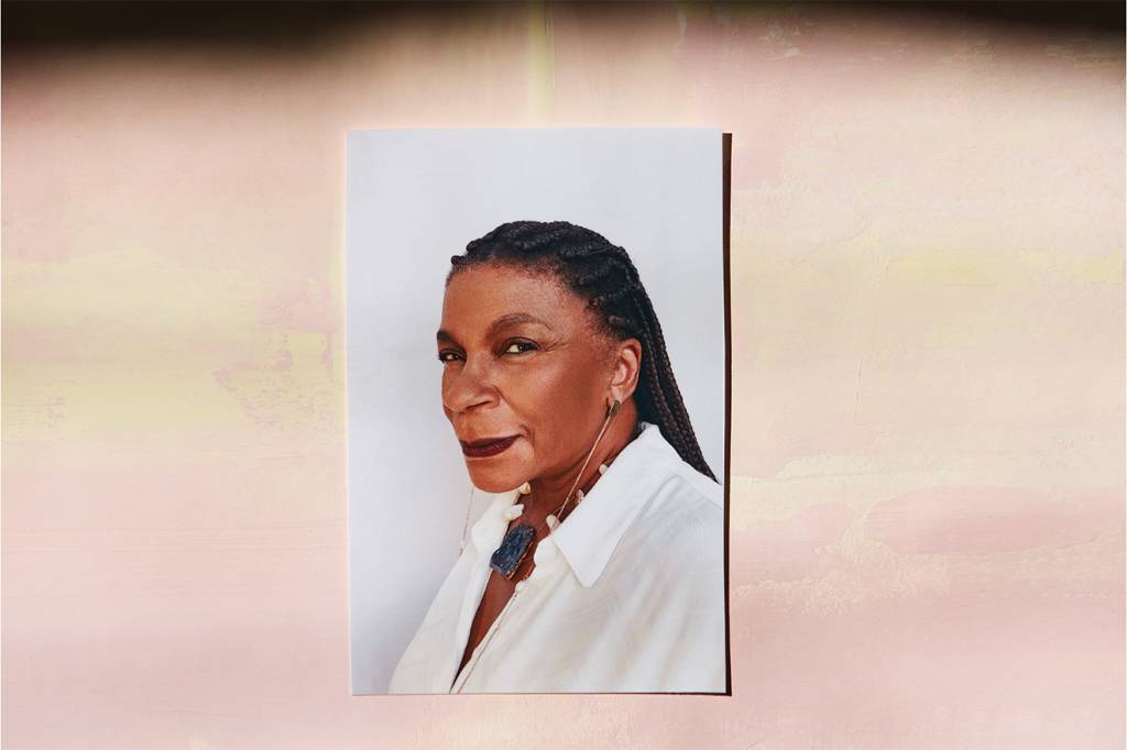 Na companhia da arte, Zezé Motta aprende a lidar com o luto e a solidão