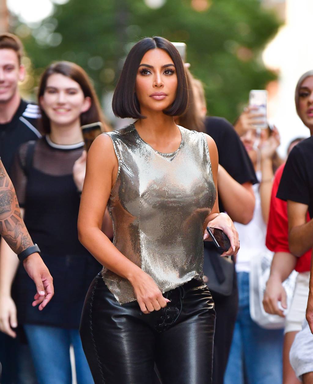 kim-kardashian-chanel kim-kardashian-chanel