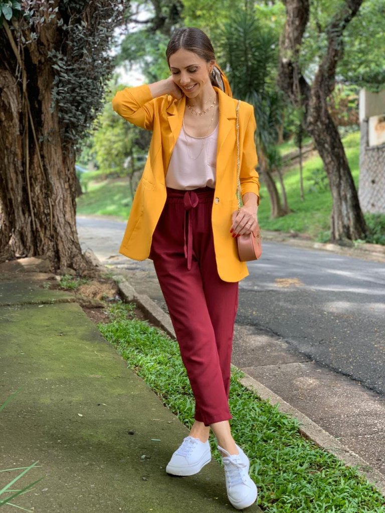 Amarelo e açafrão O amarelo se complementa com os tons terrosos